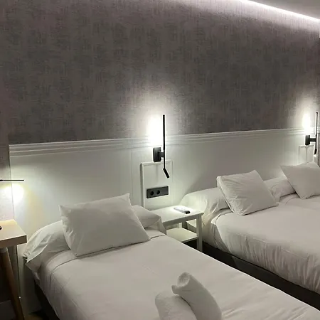 Príncipe de Vergara Rooms-3